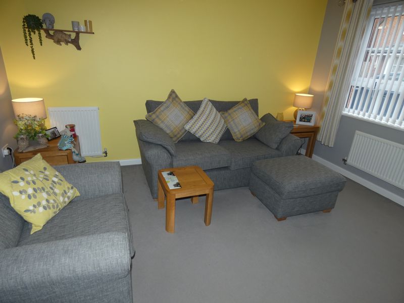 Lounge- click for photo gallery